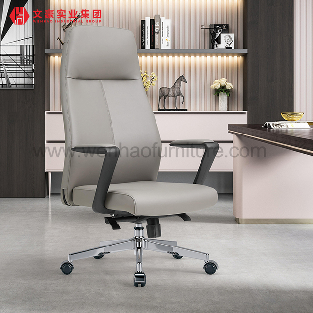 Chaise de bureau exécutive en cuir gris avec chaises de bureau tapissées par pivot d'accoudoir
