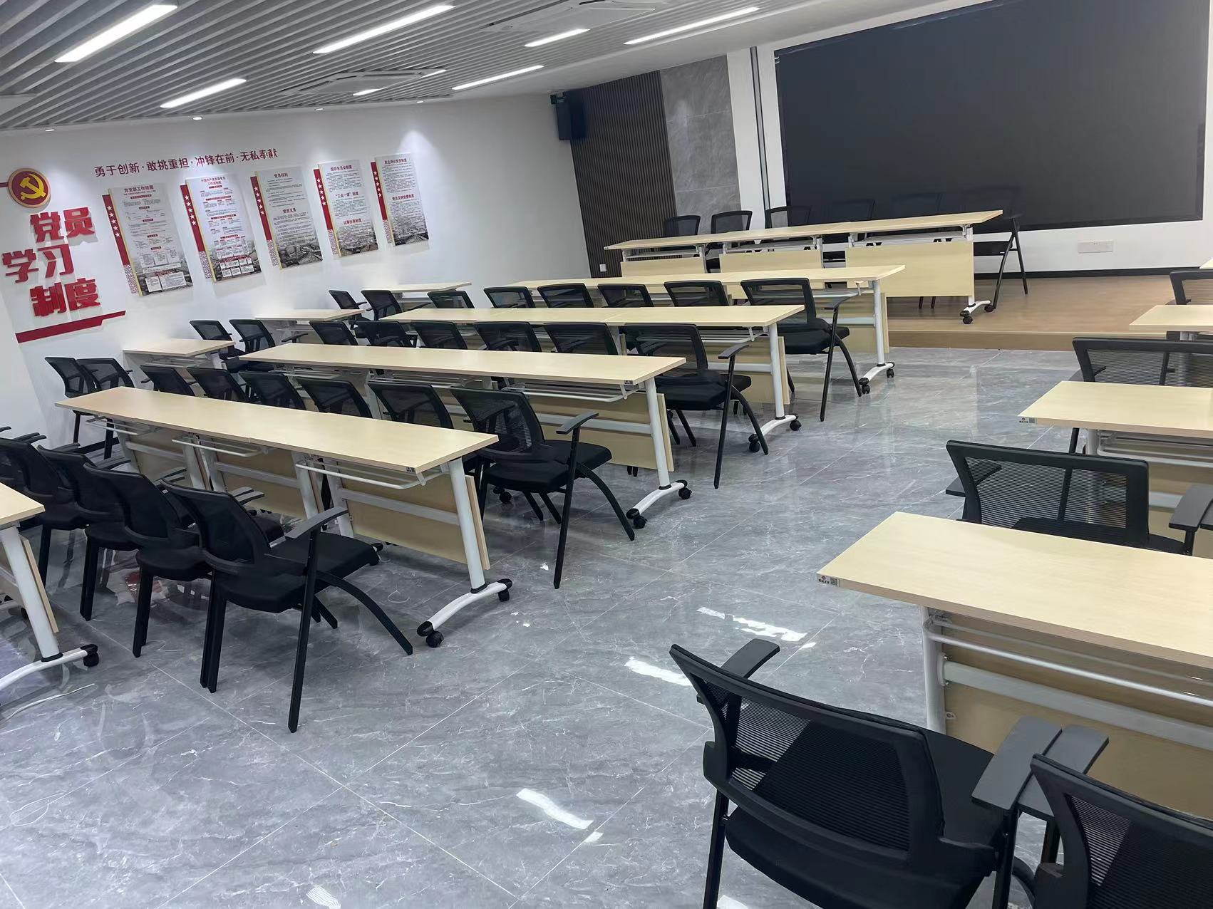 Fabricant chinois de bureaux