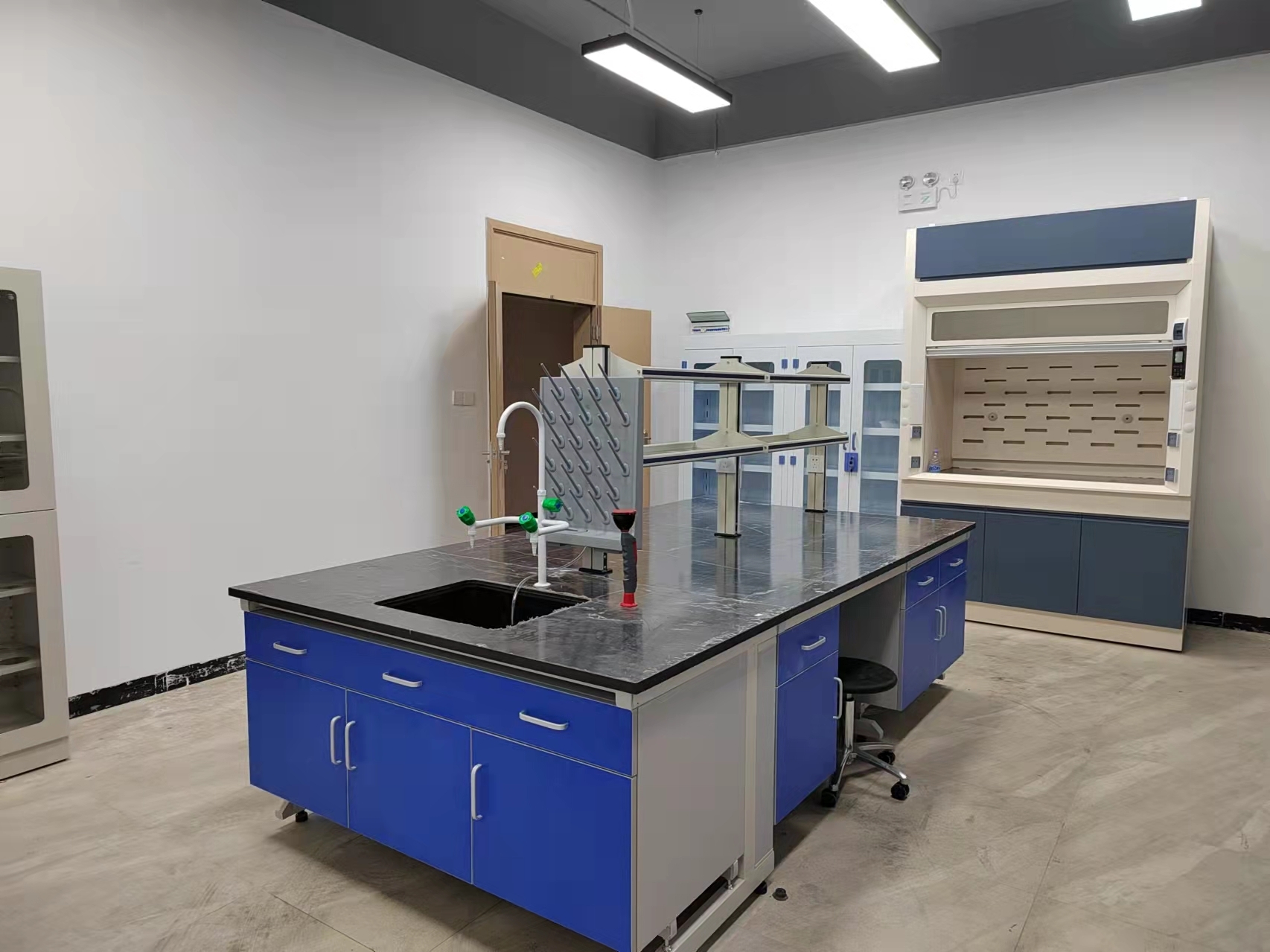 Meubles de laboratoire