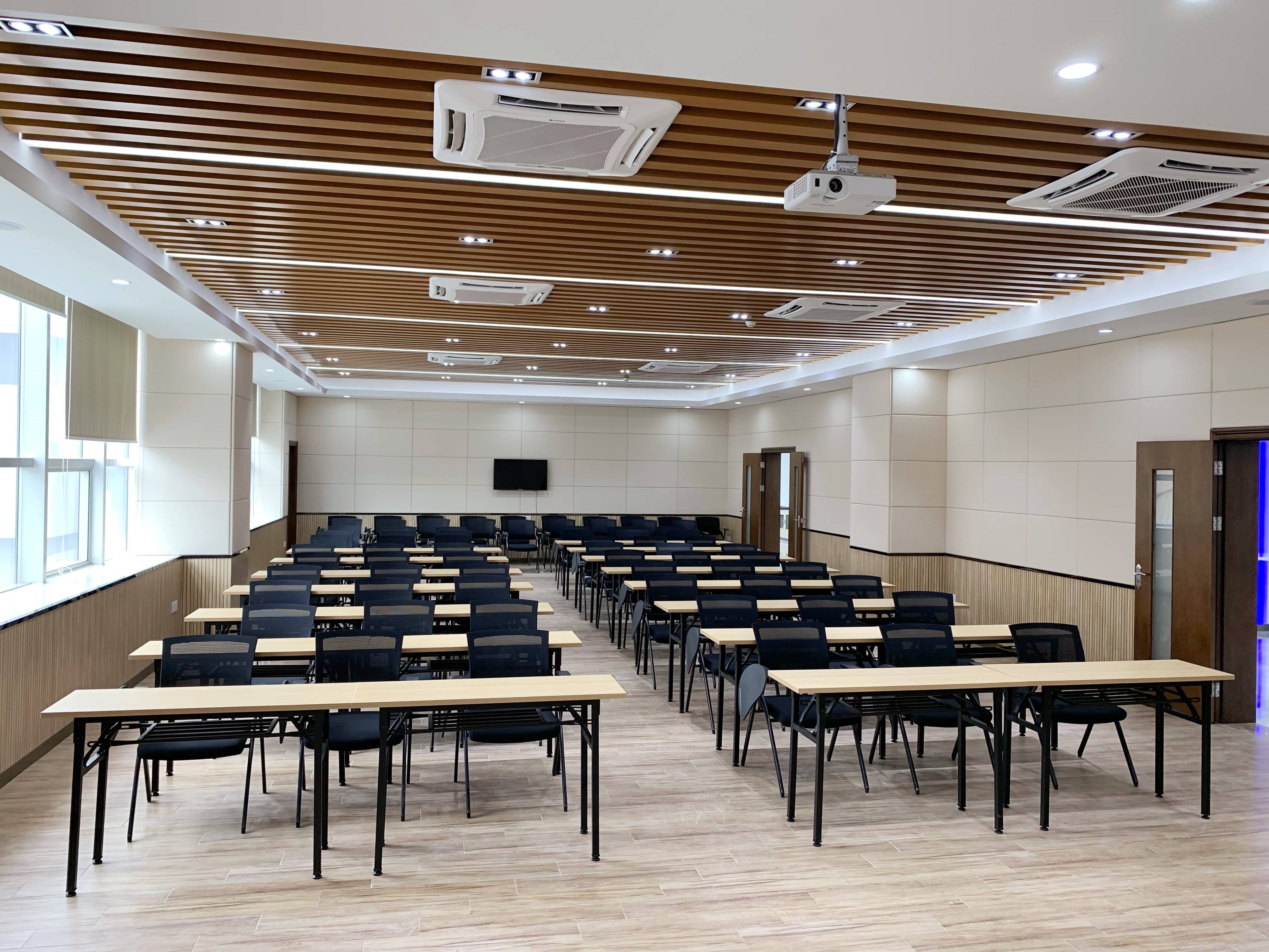 Tables de conférence