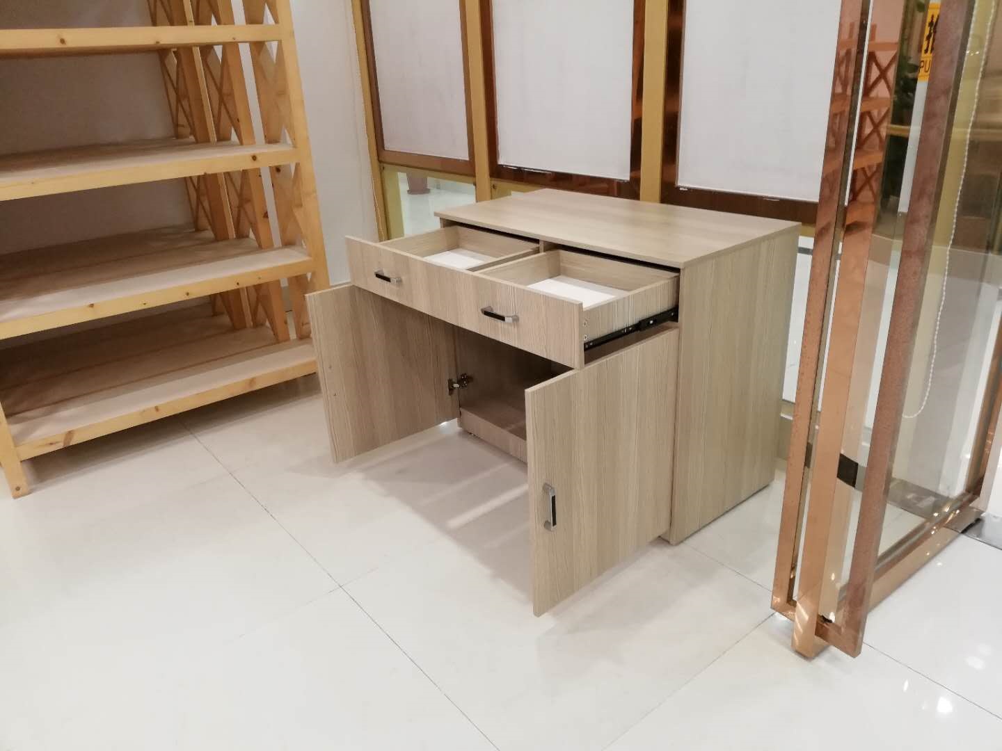 Armoire de rangement